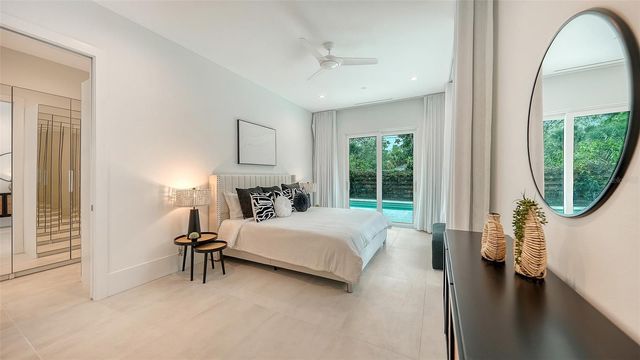 2138 HAWTHORNE STREET, Sarasota, FL 34239