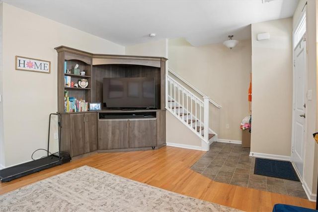 2409 Leytonstone DR, Chesapeake, VA 23321