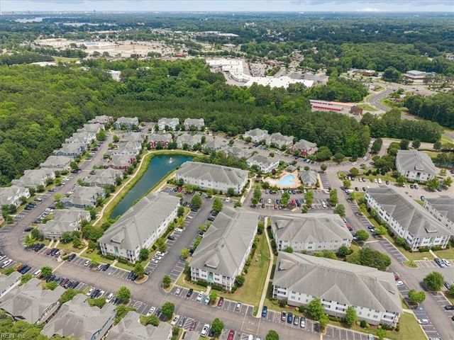 2409 Leytonstone DR, Chesapeake, VA 23321