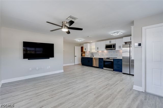 4855 West DR, Fort Myers, FL 33907