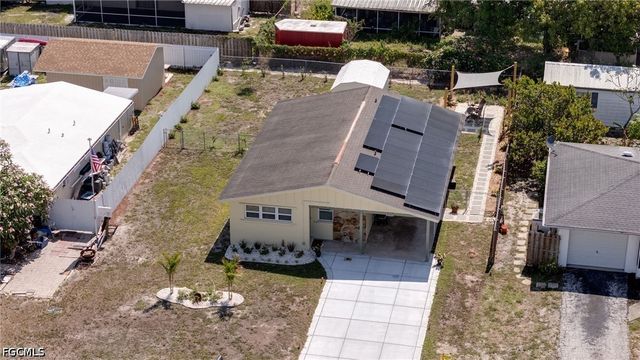 4855 West DR, Fort Myers, FL 33907