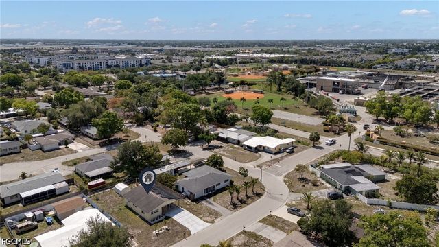 4855 West DR, Fort Myers, FL 33907