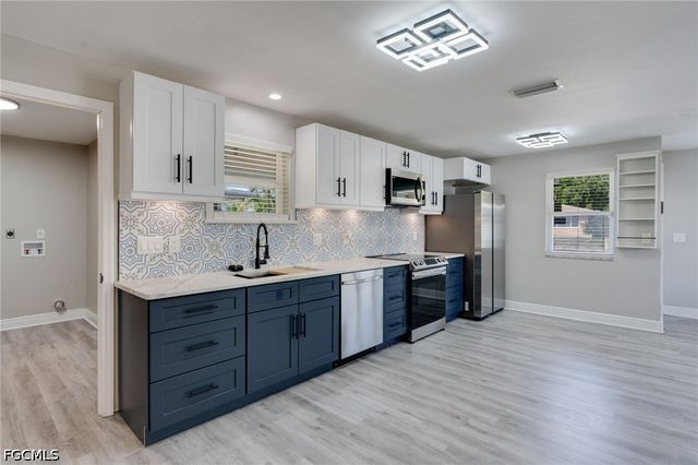 4855 West DR, Fort Myers, FL 33907
