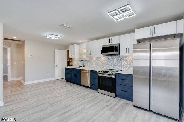 4855 West DR, Fort Myers, FL 33907