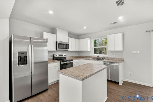 1136 Canterbury Ridge Rd, Richmond, VA 23224