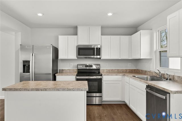 1136 Canterbury Ridge Rd, Richmond, VA 23224