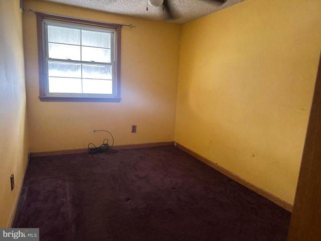 1088 TAYLOR DR, Folcroft, PA 19032