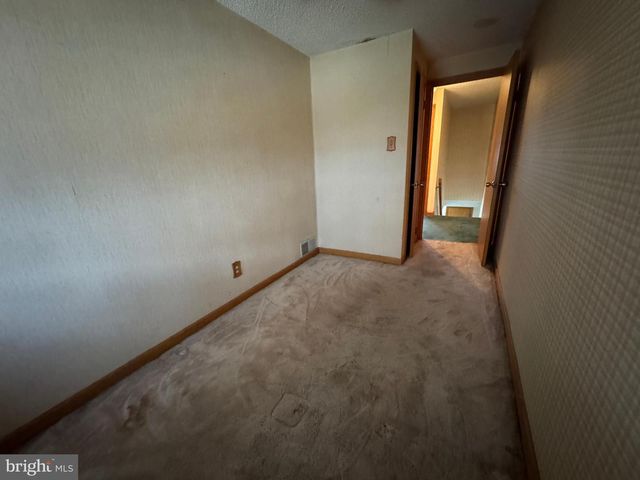 1088 TAYLOR DR, Folcroft, PA 19032