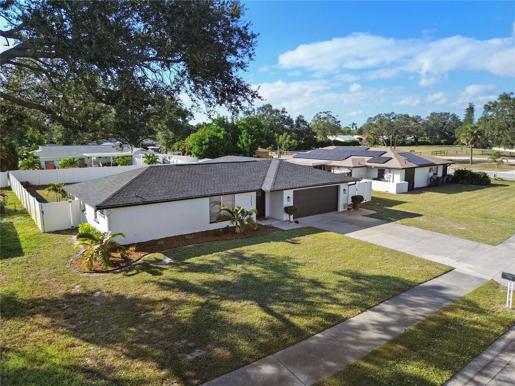 7304 CLARIES DRIVE, Sarasota, FL 34243