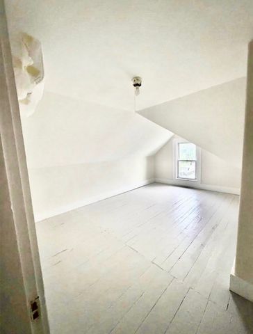 22 Goldsmith Street 4, Littleton, MA 01460