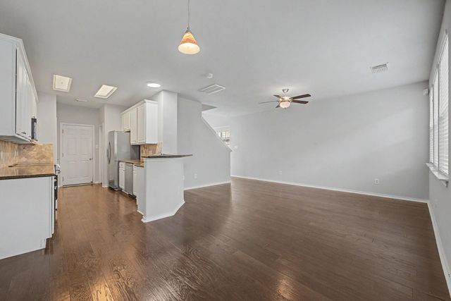 43 S Camellia Grove Circle, The Woodlands, TX 77382