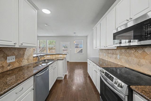 43 S Camellia Grove Circle, The Woodlands, TX 77382