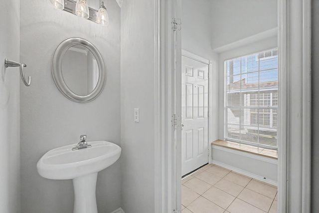 43 S Camellia Grove Circle, The Woodlands, TX 77382