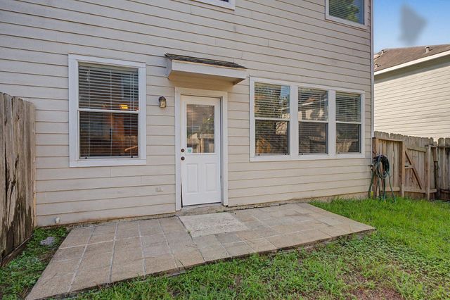 43 S Camellia Grove Circle, The Woodlands, TX 77382
