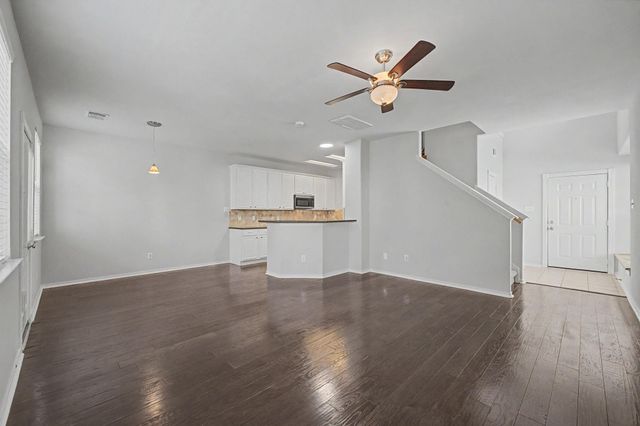 43 S Camellia Grove Circle, The Woodlands, TX 77382