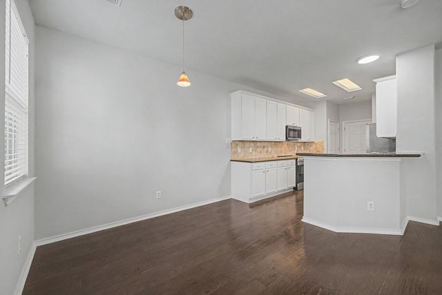 43 S Camellia Grove Circle, The Woodlands, TX 77382