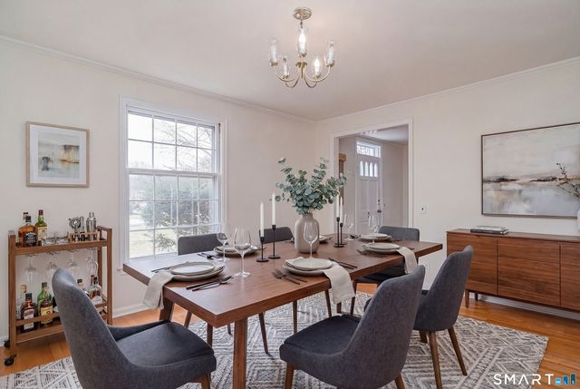 8 Crest Road, Danbury, CT 06811