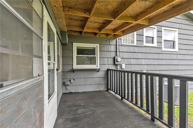 604 NW Carroll Drive, Lee's Summit, MO 64063