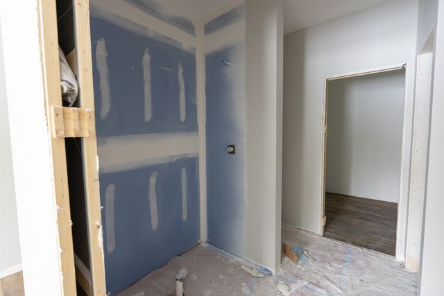 1909 S Stone Creek Boulevard, Urbana, IL 61802