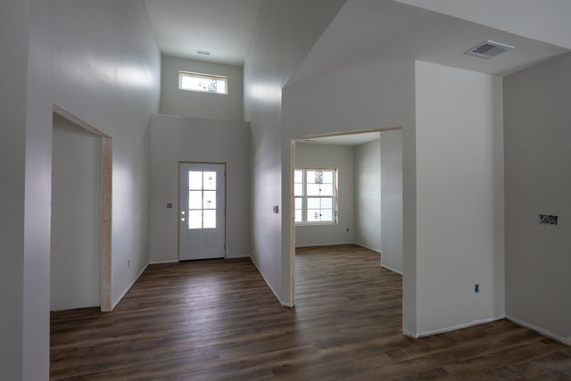 1909 S Stone Creek Boulevard, Urbana, IL 61802