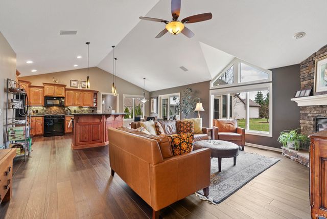 12920 Jade Cove, Fort Wayne, IN 46845