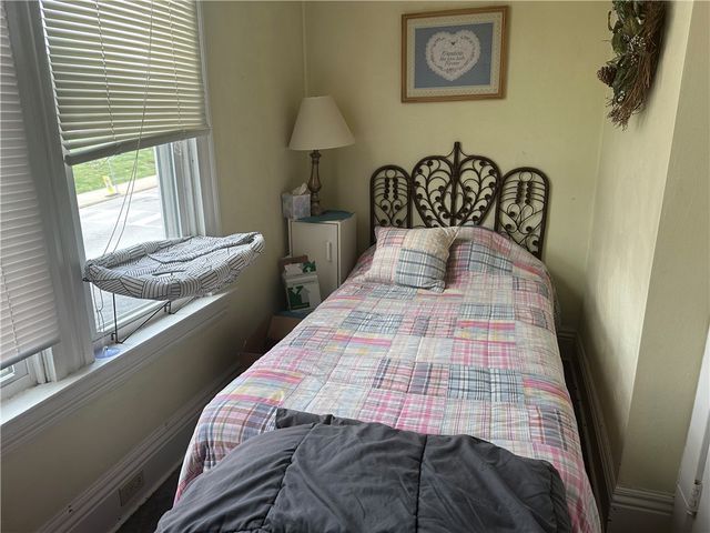 736 Pennsylvania Avenue, Irwin, PA 15642