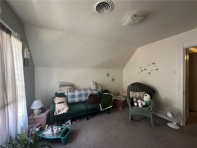 736 Pennsylvania Avenue, Irwin, PA 15642