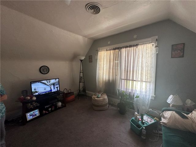 736 Pennsylvania Avenue, Irwin, PA 15642