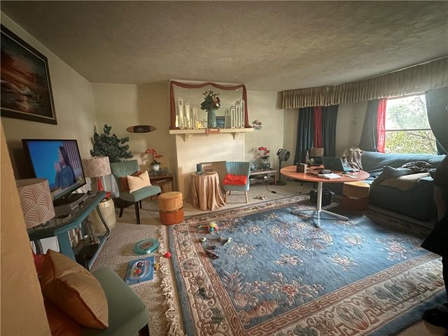 736 Pennsylvania Avenue, Irwin, PA 15642