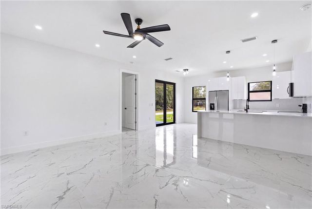 2523 56th ST W, Lehigh Acres, FL 33971