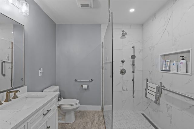 25 Deer Run Crossing 45, Warwick, RI 02818