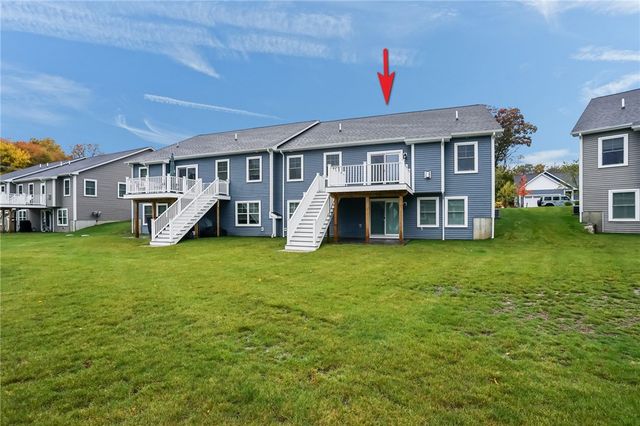25 Deer Run Crossing 45, Warwick, RI 02818