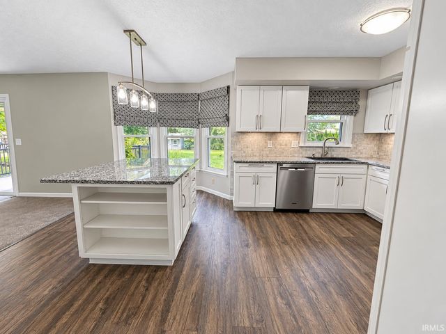 51701 Harvester Drive, Granger, IN 46530