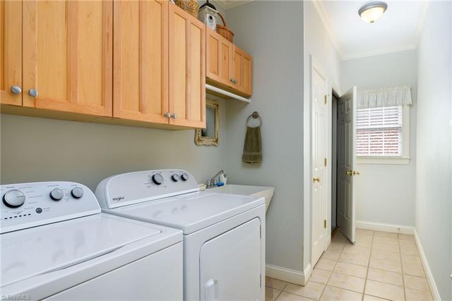 1024 Prestwick Court, Clemmons, NC 27012