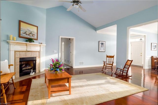 1024 Prestwick Court, Clemmons, NC 27012