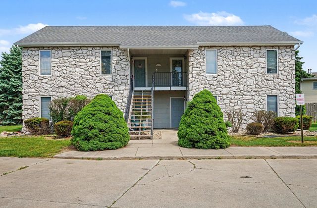 207 Tanglewood Dr Apt D, Goshen, IN 46526