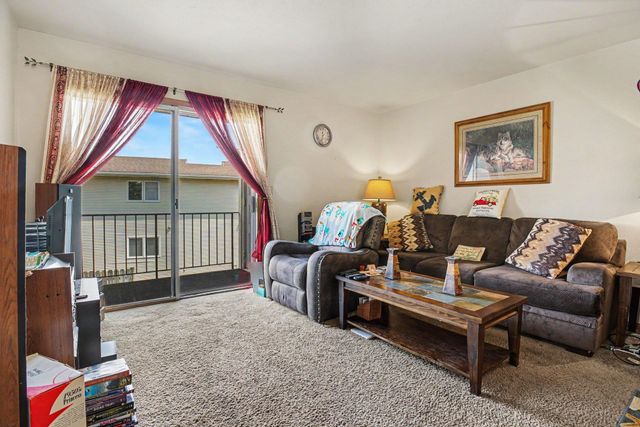 207 Tanglewood Dr Apt D, Goshen, IN 46526