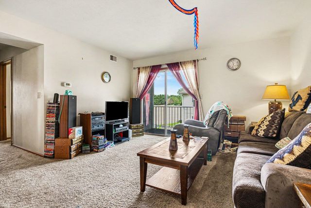 207 Tanglewood Dr Apt D, Goshen, IN 46526
