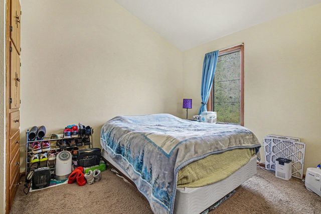 207 Tanglewood Dr Apt D, Goshen, IN 46526