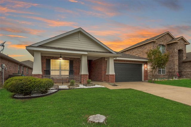 1003 Camp Verde Drive, Forney, TX 75126