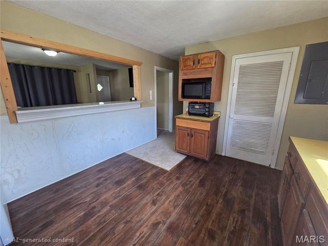 2002 Jerome Lane, Cahokia, IL 62206