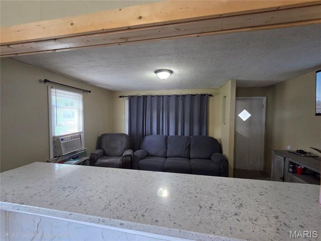 2002 Jerome Lane, Cahokia, IL 62206