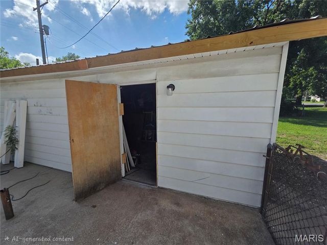 2002 Jerome Lane, Cahokia, IL 62206