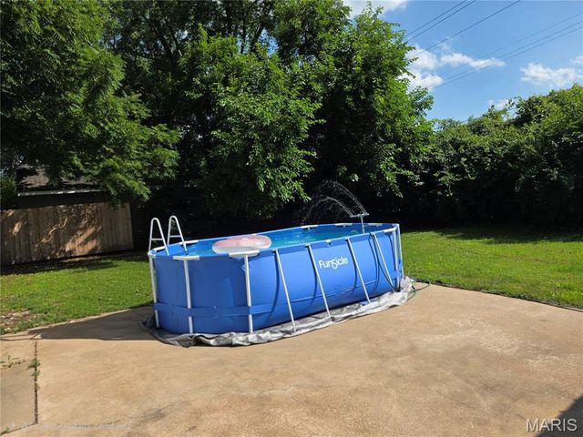 2002 Jerome Lane, Cahokia, IL 62206