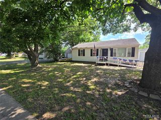 2002 Jerome Lane, Cahokia, IL 62206