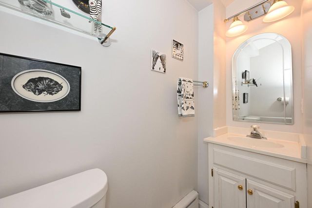 3530 W Linden PLACE, Milwaukee, WI 53208