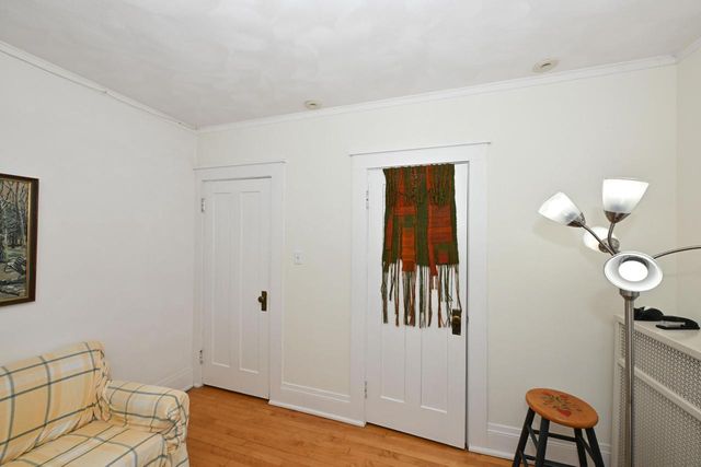 3530 W Linden PLACE, Milwaukee, WI 53208