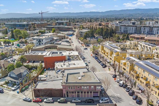 901 Main Street, Redwood City, CA 94063
