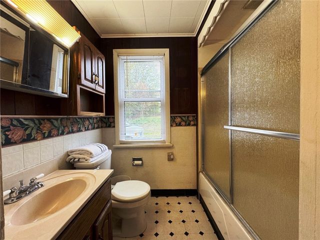 35 Lincoln Avenue, Bradford City, PA 16701