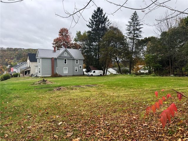 35 Lincoln Avenue, Bradford City, PA 16701